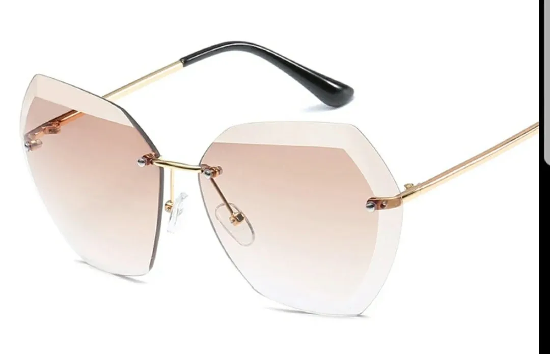 Chelia Luxury Rimless Sunglass